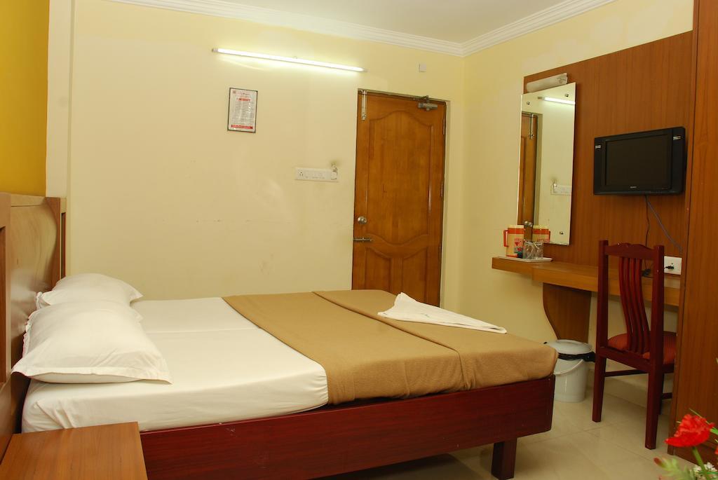 City Manor Hotel Chennai Ruang foto
