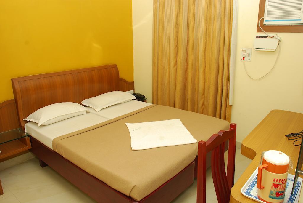 City Manor Hotel Chennai Ruang foto
